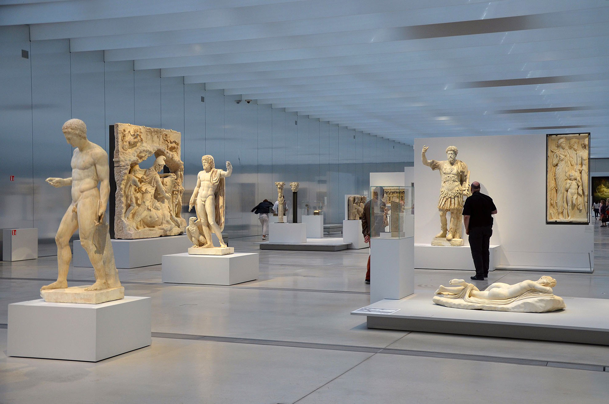 Galerie du temps du Louvre Lens